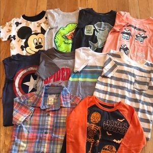 Lot of ten 2T shirts